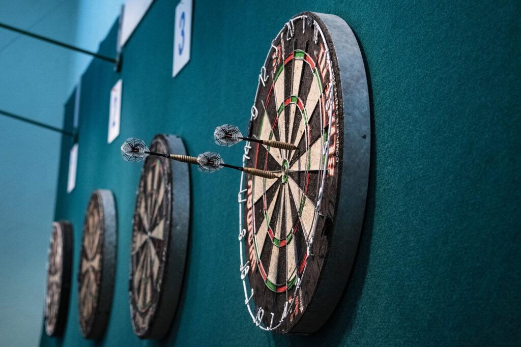 darts, entertainment, competitions-4610860.jpg